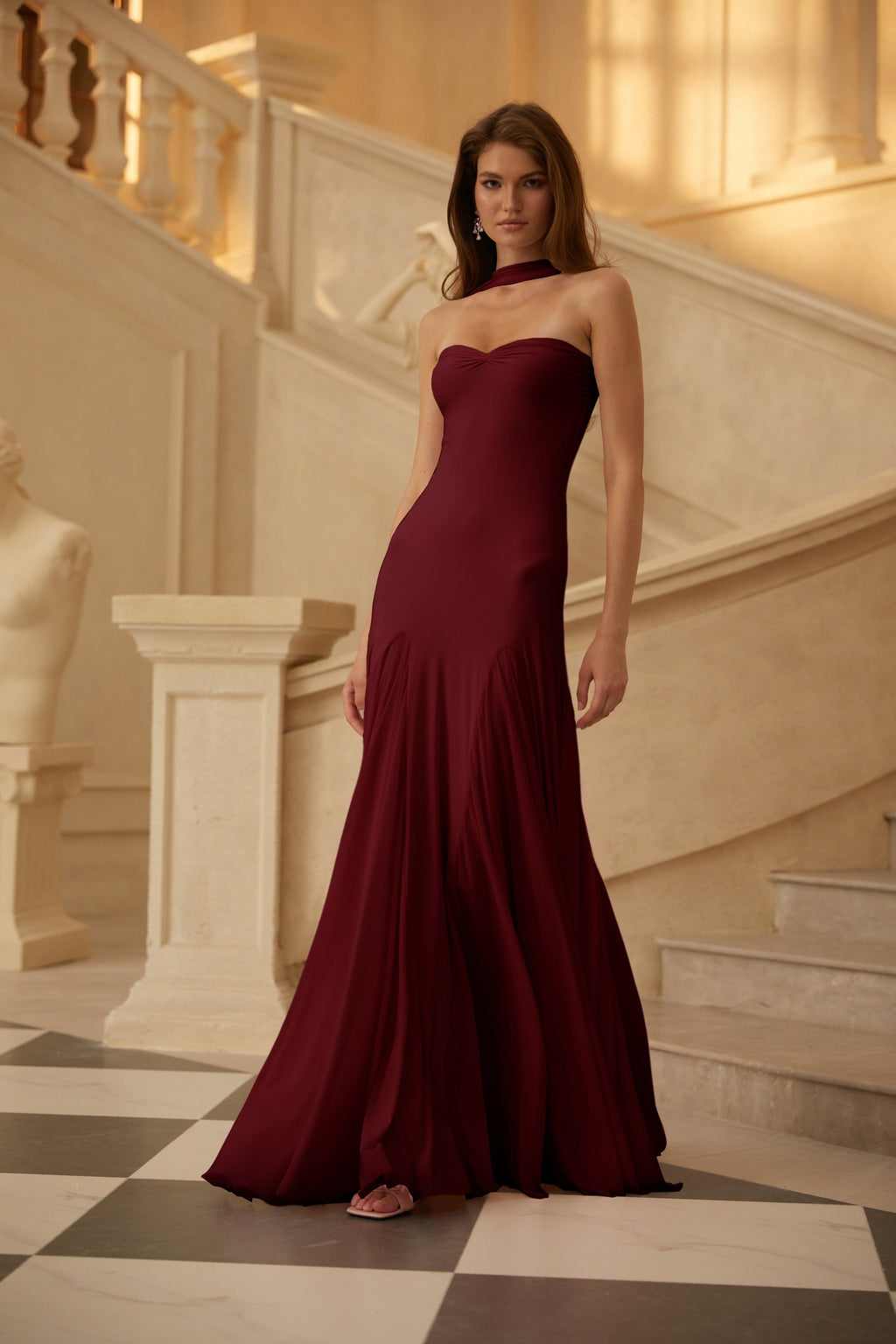 Rêverie Red Sweetheart Neck Maxi Dress