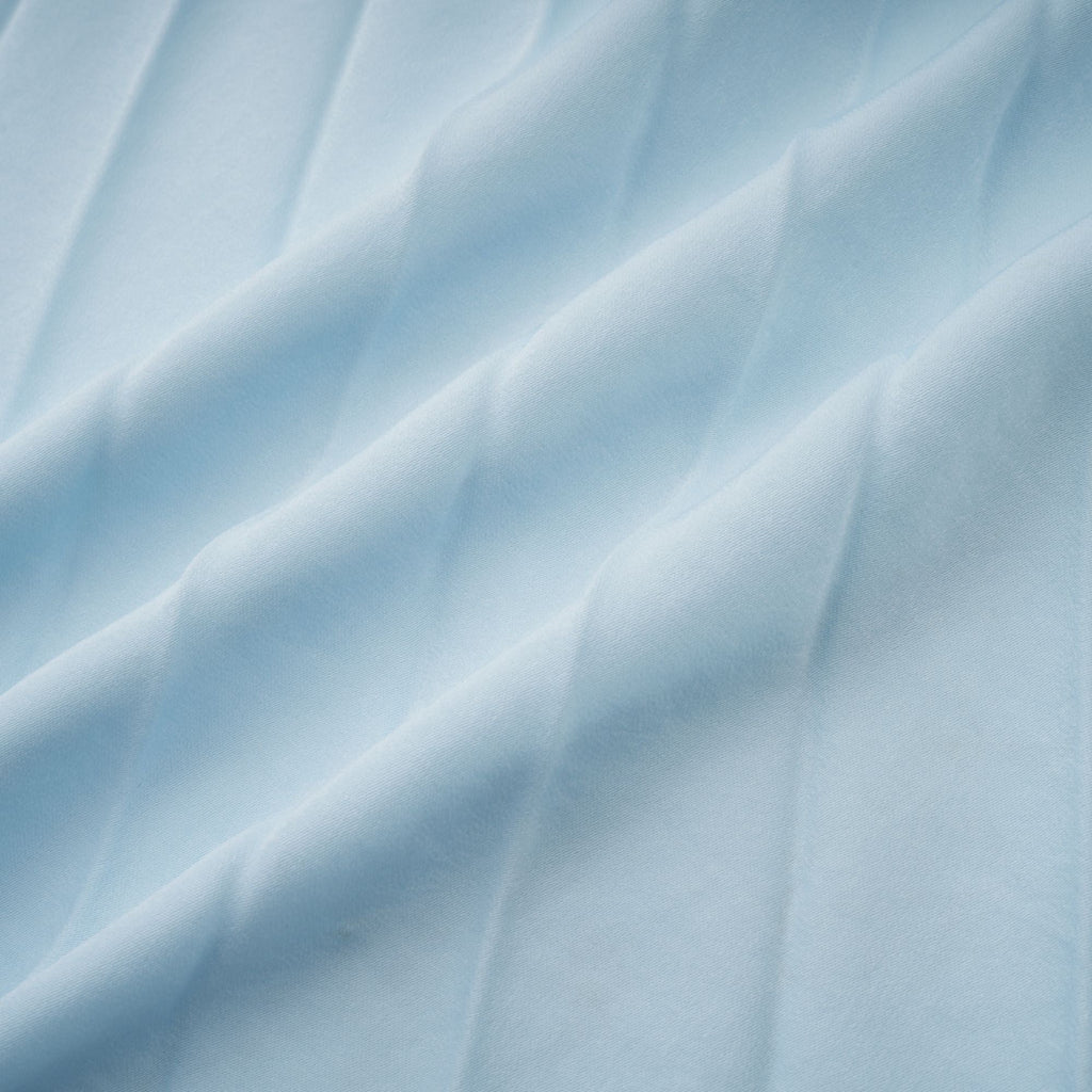 Andréa Blue Pleated Maxi Dress with Cutout Detail