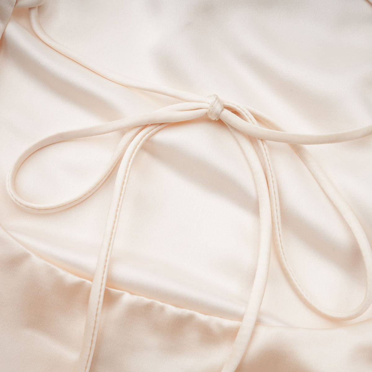 Thérèse neutral scarf-design satin maxi dress